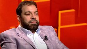 Florin Salam s-a întors la secția de poliție! Manelistul se apără și spune că e nevinovat: „E cineva din branșă care face rău”